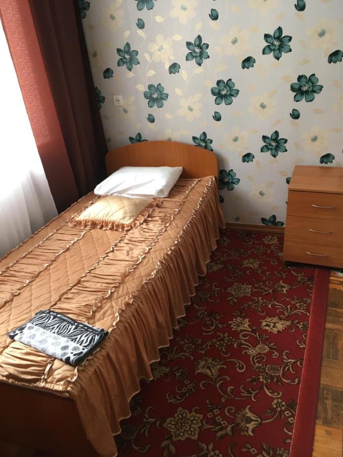 Dinamo Hotel Gomel Esterno foto